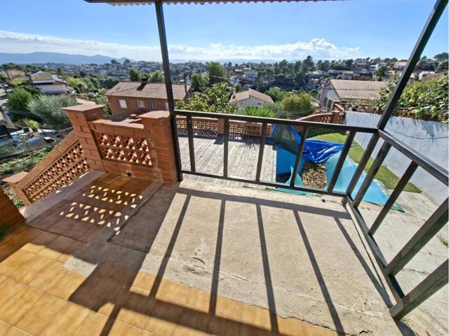 CASTELLNOU - Rubí photo 0