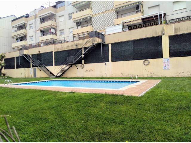 GRAN PLANTA BAJA DE 3 HABITACIONES (ANTES 4H) EN VILADECAVALLS, MUY FUNCIONAL photo 0