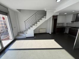 DUPLEX SEMINUEVO DE 2 HABITACIONES CON TERRAZA EN PERE PARRES photo 0