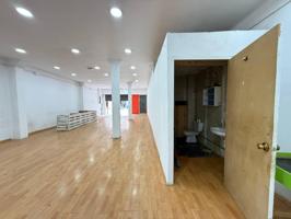 LOCAL COMERCIAL EN SABADELL photo 0