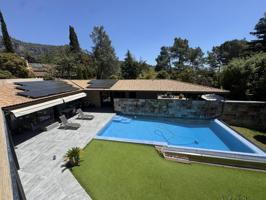 CASA DE DISEÑO DE 6 HABITACIONES Y CUATRO BAÑOS CON PISCINA EN MATADEPERA photo 0
