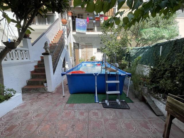 RUB;Í ZONA CAN FATJÓ. CASA DE 3 PLANTAS, 4 HABITACIONES CON GARAJE  Y PATIO. photo 0