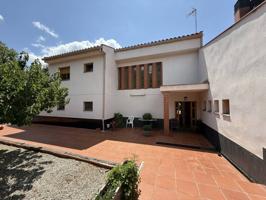 CASA CON PISCINA EN MATADEPERA photo 0