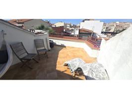 UNICO DOS PISOS EN UNO EN TERRASSA photo 0