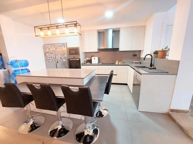 GRAN CASA ZONA OLIMPICA -PUEBLO NUEVO REFORMADA photo 0