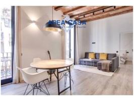 Loft en alquiler en El Poble-sec photo 0