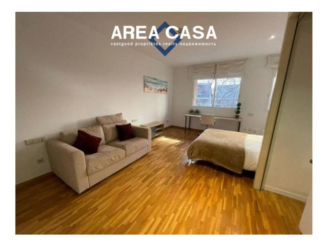 Estudio en alquiler en La Nova Esquerra de l'Eixample photo 0