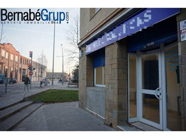 Local comercial en Venta en Tres Torres-Centro photo 0