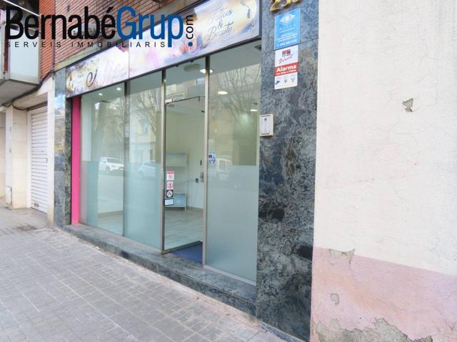 LOCAL COMERCIAL EN JOAN PRIM (LLEDONER) photo 0