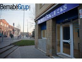 Local comercial en Alquiler en Tres Torres-Centro photo 0
