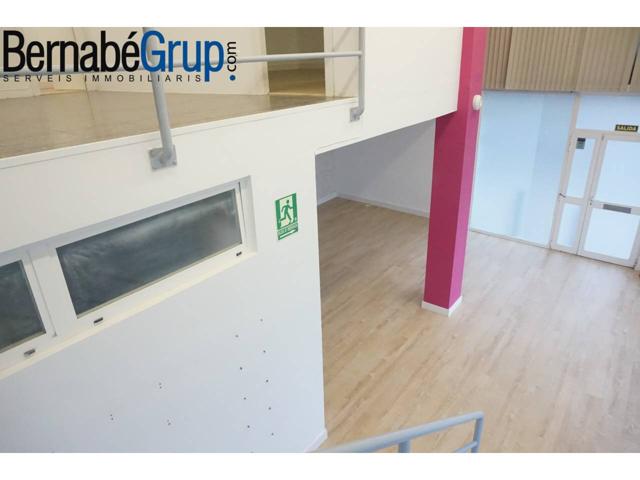 LOCAL DE 2 PLANTAS ESQUINERO photo 0