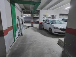 Garaje en alquiler en Av. Aragón photo 0