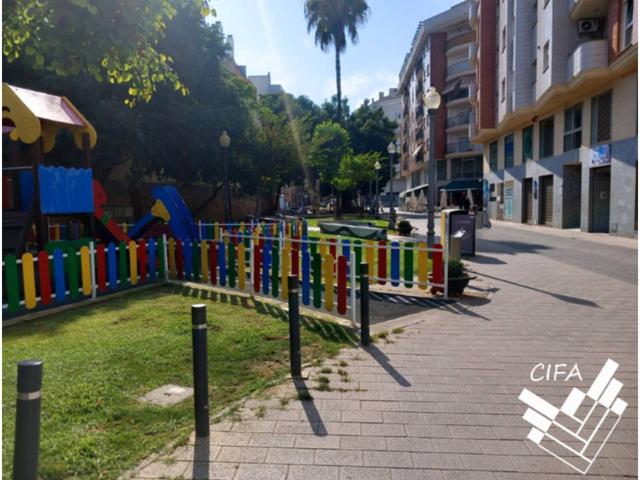 Local comercial en alquiler photo 0