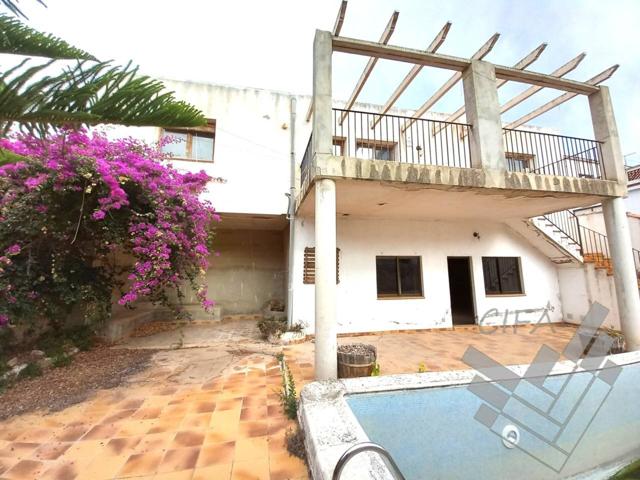 SE VENDE GRAN CASA CON PISCINA EN ALCALÁ DE XIVERT (CASTELLÓN) photo 0