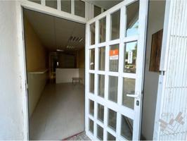 SE ALQUILA LOCAL CÉNTRICO EN VINARÓS photo 0