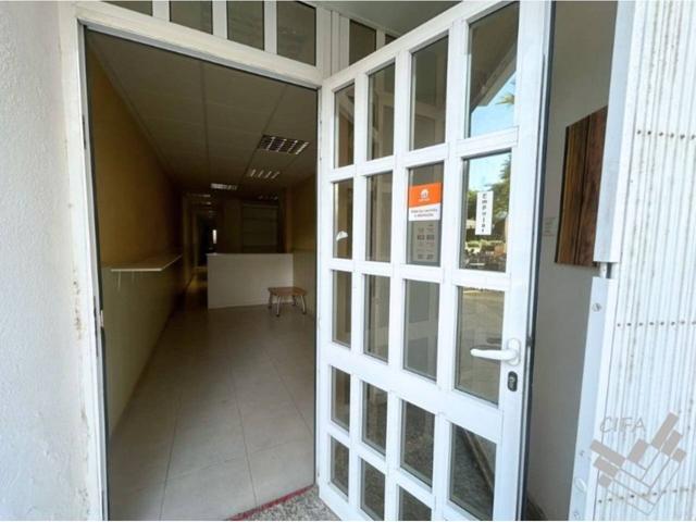 SE ALQUILA LOCAL CÉNTRICO EN VINARÓS photo 0