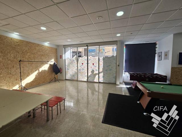 ¡Gran oportunidad! Local en venta a pie de calle photo 0