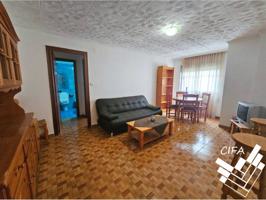 ¡Oportunidad! Piso en venta para reformar photo 0