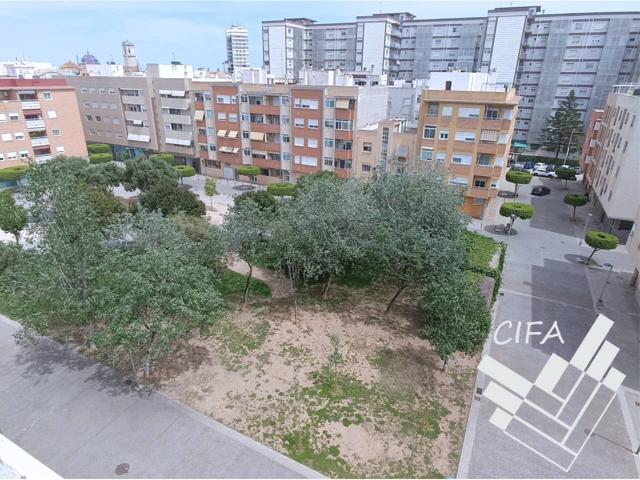 ¡Oportunidad en Benicarló! Piso de 4 dormitorios para reformar photo 0