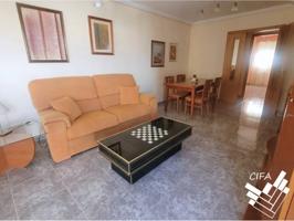 Piso céntrico en venta en Vinarós photo 0