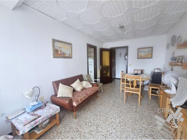Piso en venta en Nucli Urbà photo 0