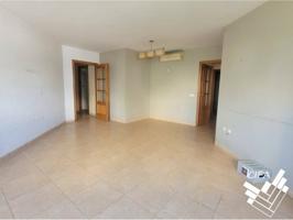 Piso en venta en Vinarós photo 0