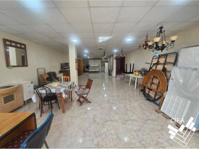 Local en venta en Alcossebre photo 0