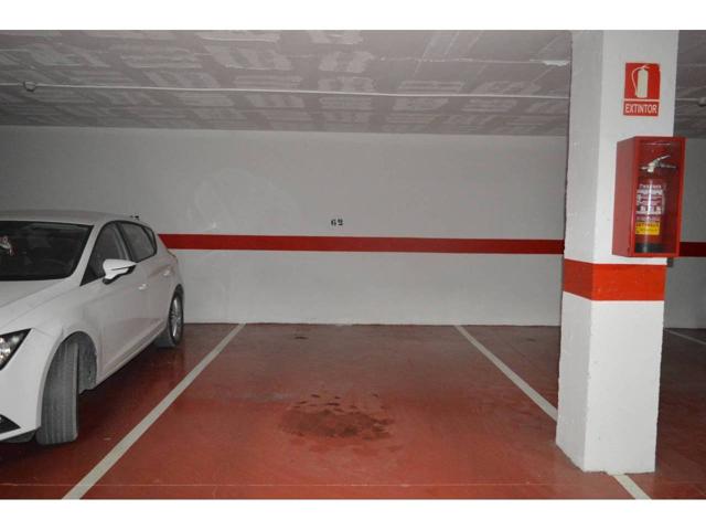 Parking al lado del Parque photo 0