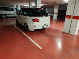 Parking en venta en Baena photo 0