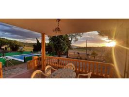 VENTA DE CHALET DE ENSUEÑO A UN PASO DE BAENA!! photo 0