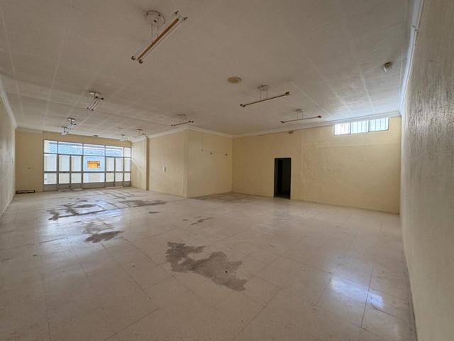 Local en venta en Centro photo 0