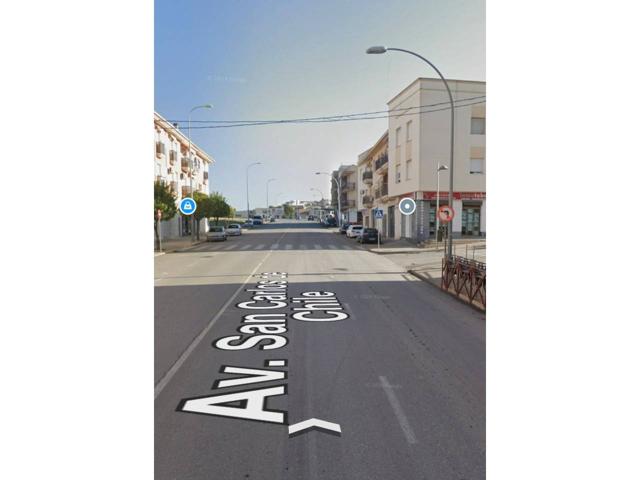 AMPLÍSIMO LOCAL TOTALMENTE TERMINADO photo 0