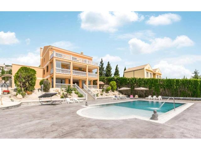 Magnífico Chalet en Venta en Urbanización 'El Zambudio' photo 0