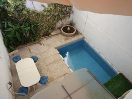 Venta de magnífica y señorial casa con cochera a un paso del Llano. photo 0