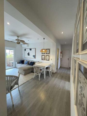 Amplio piso en alquiler de larga temporada en el centro de Valencia – Ideal para quienes buscan espacio y comodidad photo 0