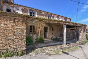 Casa de piedra para rehabilitar, con finca con hórreo photo 0