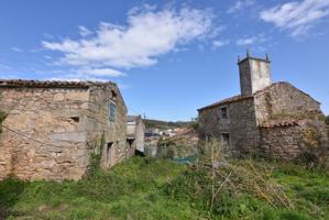 Casa de piedra a reformar en el núcleo de Vilarodís-Arteixo photo 0