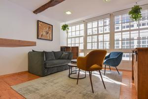 Apartamento-estudio singular, con garaje en la calle Real, con párking incluido photo 0