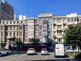 Oficina registrada como vivienda en Juan Flórez, al lado plaza Pontevedra photo 0