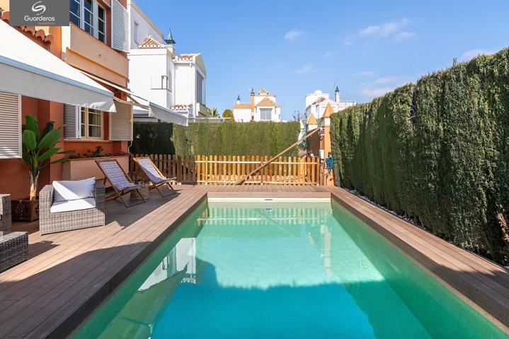 Impresionante chalet con piscina en  urbanización Villas Blancas photo 0