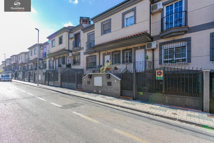 Se Vende casa MARACENA photo 0