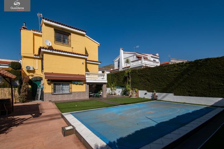GRAN CHALET CON PISCINA EN LOS PINILLOS photo 0