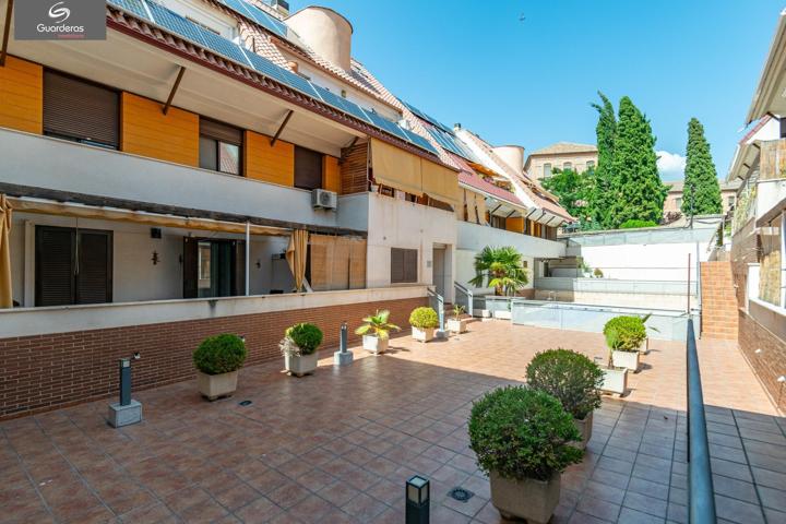 Ático Dúplex en Venta en el Barrio de Monachil. photo 0