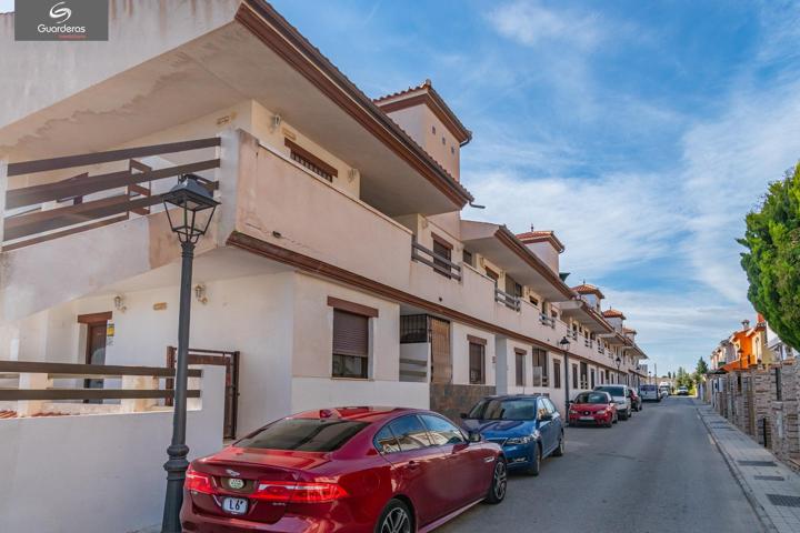 Apartamento en Cogollos Vega. photo 0
