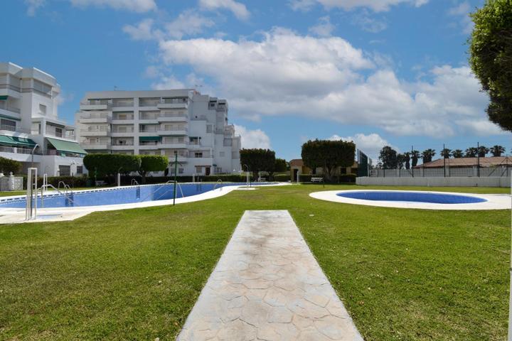 Apartamento en Mayorazgo II, primera linea de playa photo 0