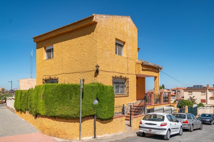 CHALET INDEPENDIENTE EN OTURA photo 0