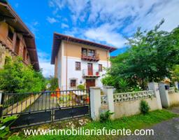 CASA CON TERRENO EN ZALLA photo 0