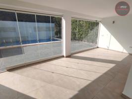 MAGNÍFICA CASA EN VENTA EN EL ALBIR, A POCOS METROS DE LA PLAYA photo 0