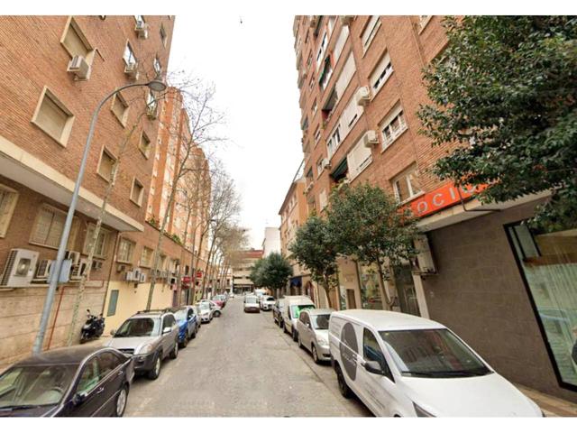 Local comercial en alquiler photo 0