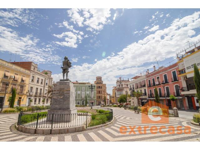 Apartamento en alquiler en Casco Antiguo photo 0